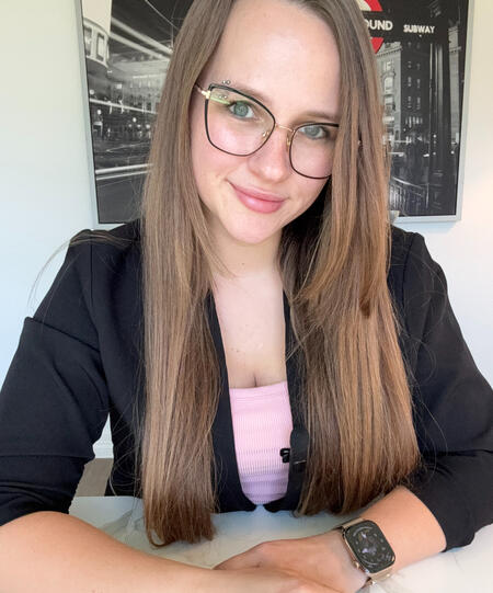 Hi, I’m Sandra — a licensed Realtor in Texas specializing in helping homeowners sell smarter, not harder. I created this platform for people who don’t want the traditional real estate experience. No endless calls. No pressure. No wasting time interviewing